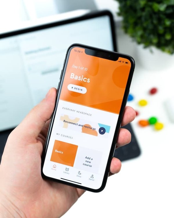 Comment les smartphones influencent-ils le comportement des consommateurs ?